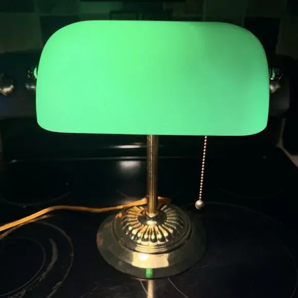 Vintage Banker's Desk Piano Lamp Green Glass Shade Pull Chain Gold Metal Base - Picture 13 of 13